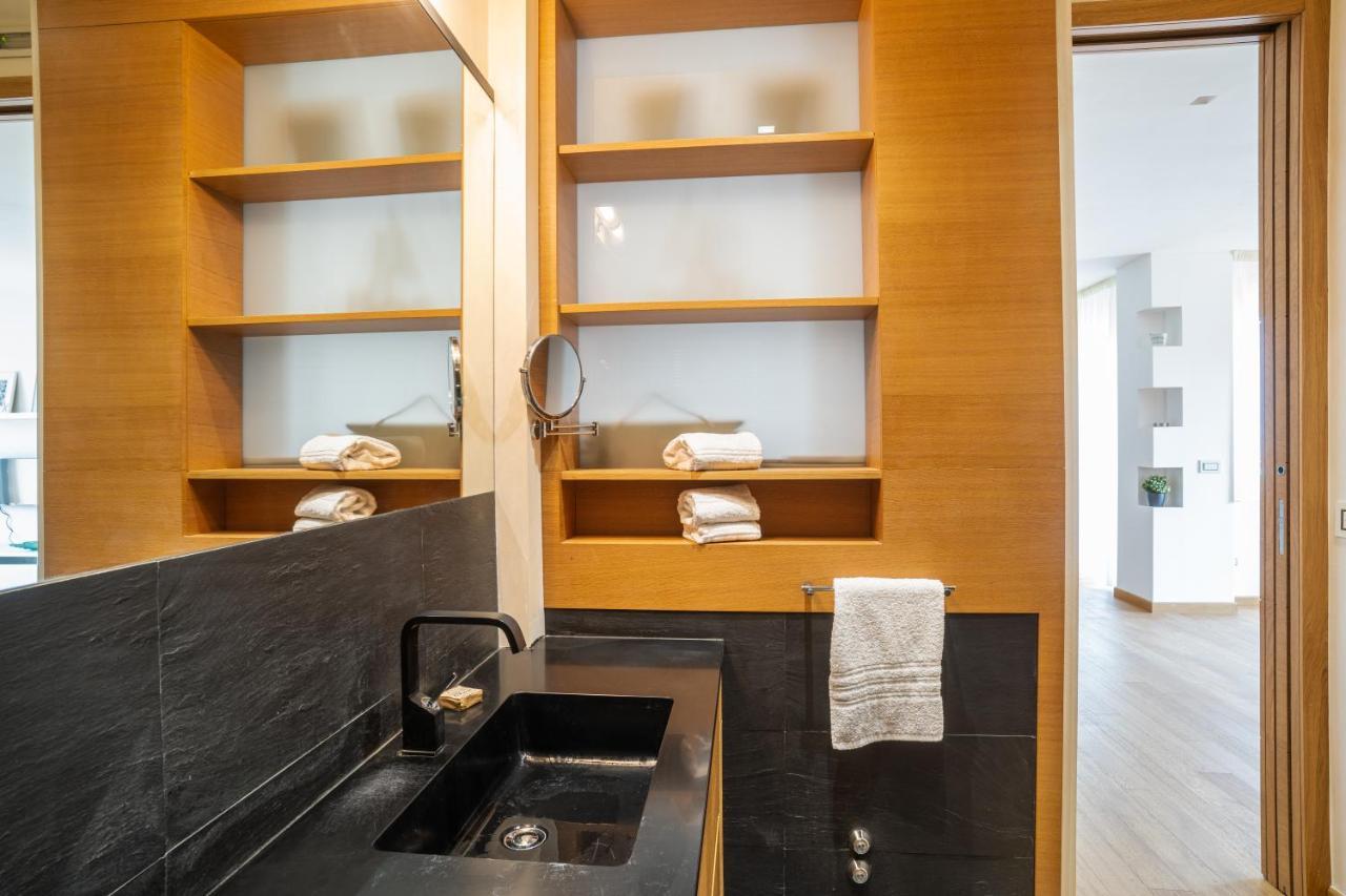 Dimora Montereale Near The Sea Apartment Trani Ngoại thất bức ảnh